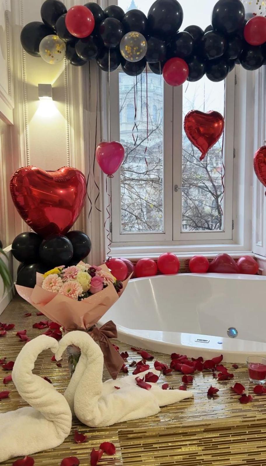 شقة Jacuzzi Sinagoga View بودابست المظهر الخارجي الصورة
